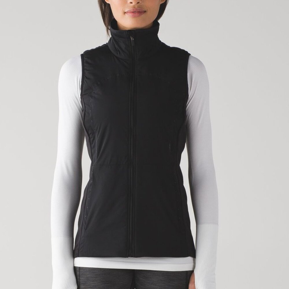 Lululemon Women's Black Primaloft Run For Cold Full-Zip Insulated Vest Size‎ 6
